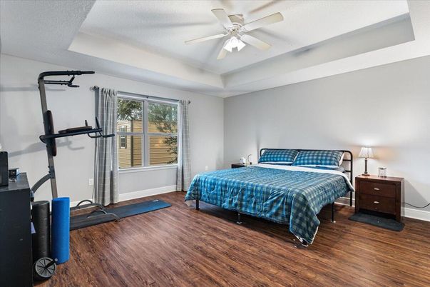 Bedroom, Fitness Equipment, Interior, Wood Texture Flooring