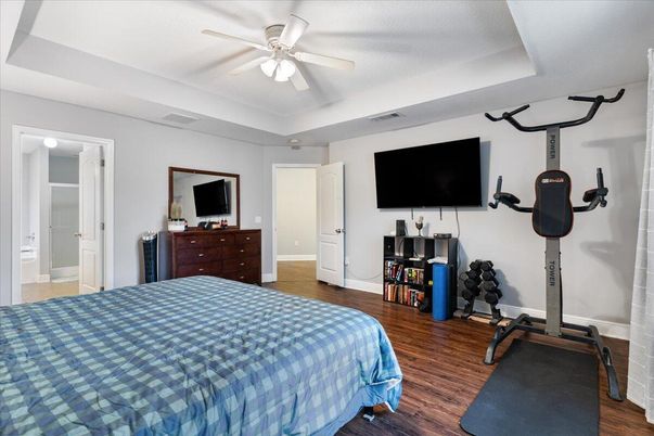 Bedroom, Fitness Equipment, Interior, Wood Texture Flooring