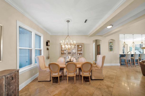 Chandelier, Dining room, Interior, Pendant Lights