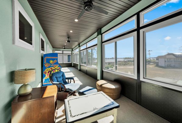 Interior, Recessed Lighting, Sun Room