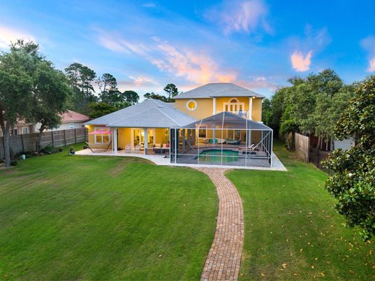 Backyard, Exterior, Pool