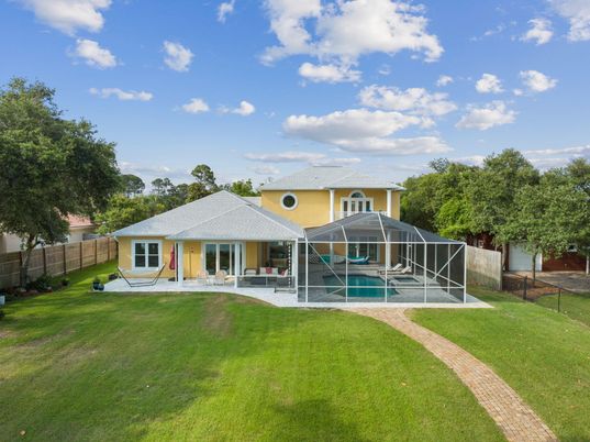 Backyard, Exterior, Pool