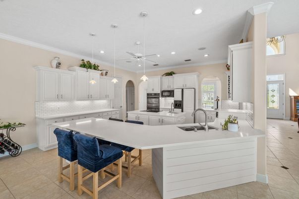 Interior, Kitchen, Pendant Lights, Recessed Lighting, Stainless Steel Appliances