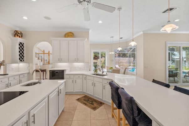 Dining room, Interior, Kitchen, Pendant Lights, Recessed Lighting