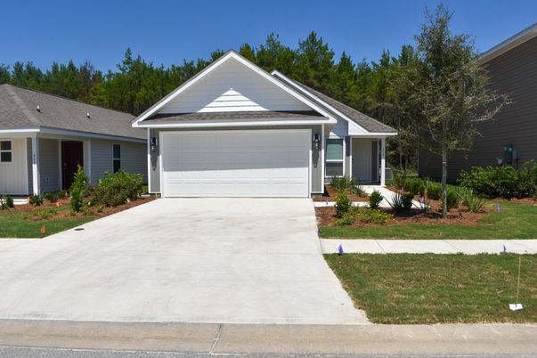 Attached, Exterior, Facade, Ranch