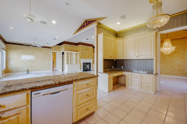 Chandelier, Interior, Kitchen, Recessed Lighting