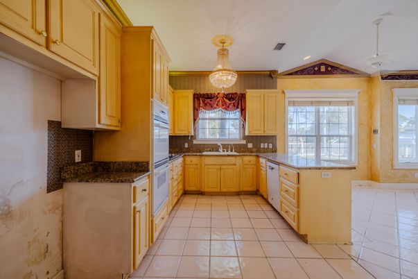 Chandelier, Interior, Kitchen, Pendant Lights