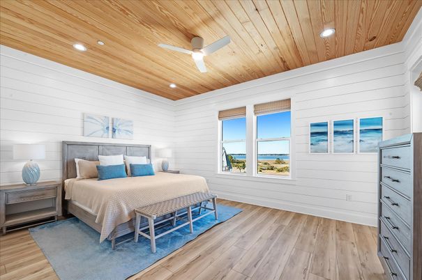 Bedroom, Interior, Recessed Lighting, Wooden Ceilings, Wood Texture Flooring