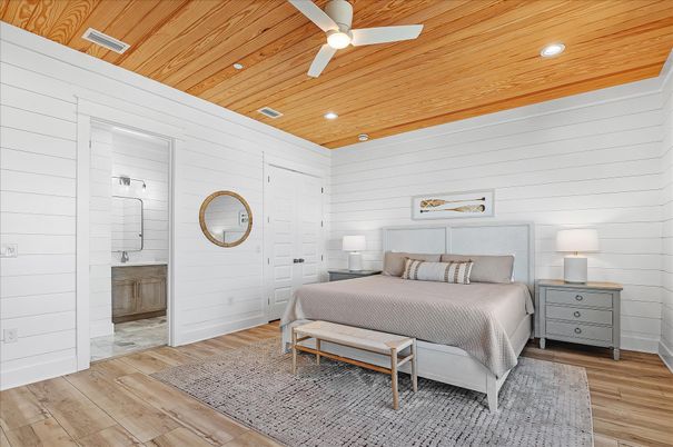 Bedroom, Interior, Recessed Lighting, Wooden Ceilings, Wood Texture Flooring