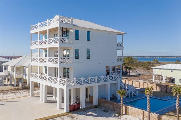 Exterior, Water