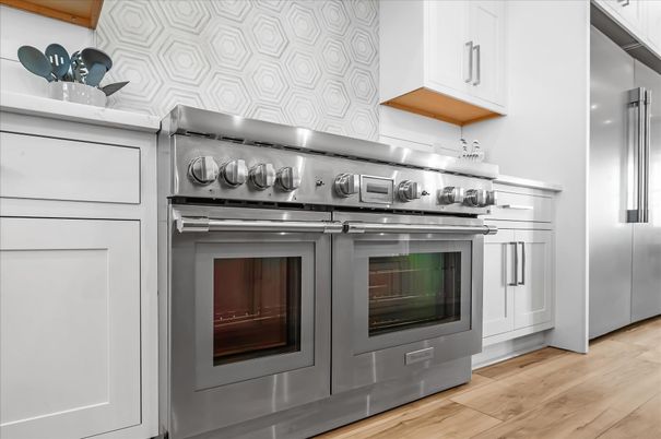 Interior, Kitchen, Stainless Steel Appliances, Wood Texture Flooring
