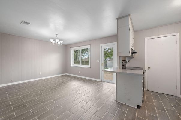 Chandelier, Empty room, Interior, Kitchen, Wood Texture Flooring