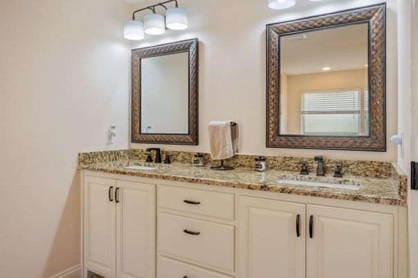 Bathroom, Dual Sink Vanities, Interior