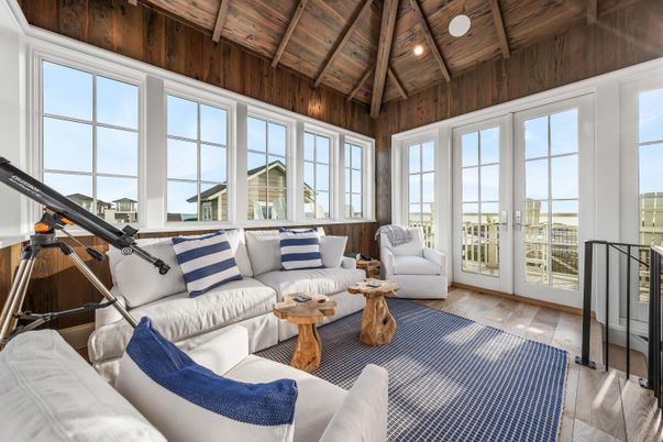 Interior, Living room, Recessed Lighting, Wooden Beams, Wooden Ceilings