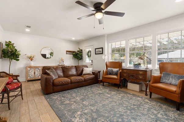 Interior, Living room, Recessed Lighting, Wood Texture Flooring
