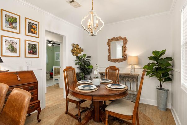 Chandelier, Dining room, Interior, Pendant Lights, Wood Texture Flooring