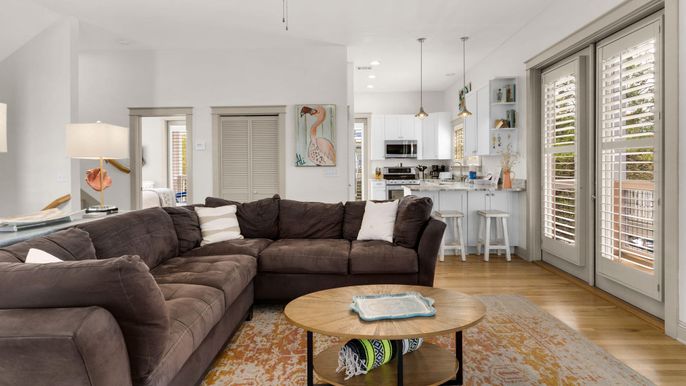 Interior, Kitchen, Living room, Pendant Lights, Recessed Lighting, Stainless Steel Appliances, Wood Texture Flooring