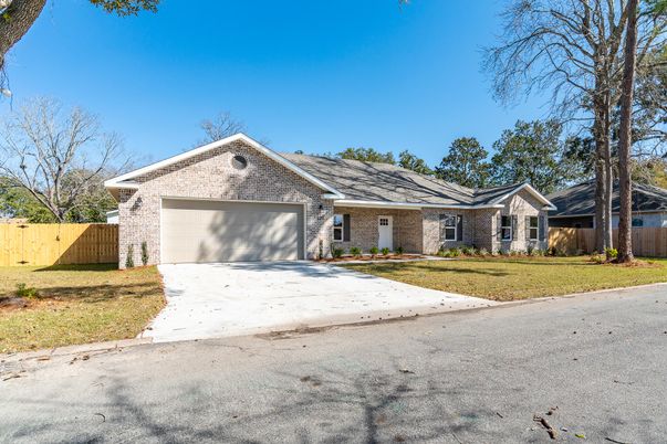 Attached, Exterior, Facade, Brick Facade, Ranch