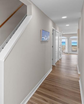 Interior, Recessed Lighting, Wood Texture Flooring