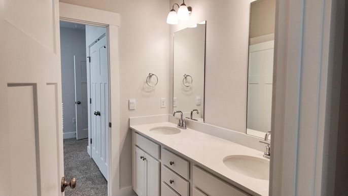 Bathroom, Dual Sink Vanities, Interior