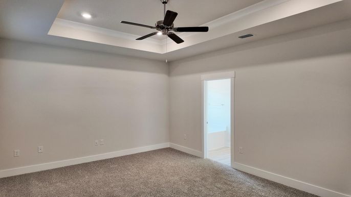 Empty room, Interior, Recessed Lighting