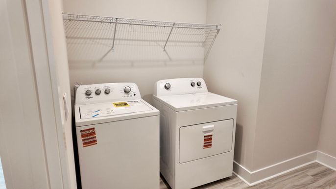 Interior, Utility Closets, Washer, Wood Texture Flooring