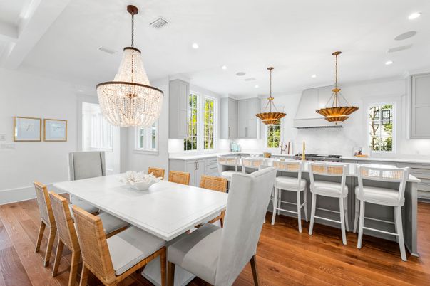 Chandelier, Dining room, Interior, Kitchen, Pendant Lights, Recessed Lighting, Wood Texture Flooring