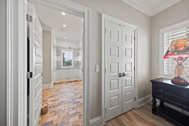 Bathroom, Interior, Recessed Lighting, Wood Texture Flooring