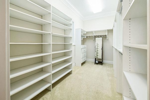Interior, Walk-in Closets