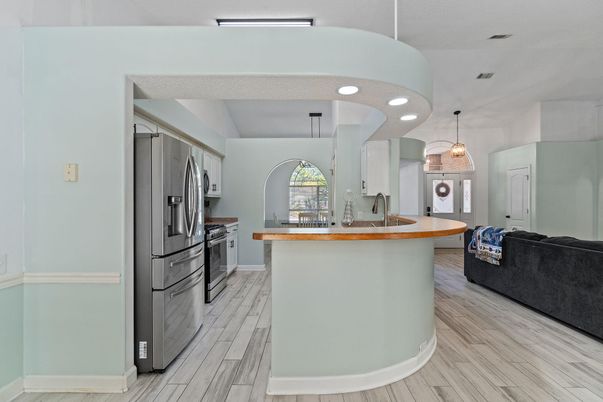 Interior, Kitchen, Living room, Pendant Lights, Recessed Lighting, Stainless Steel Appliances, Wood Texture Flooring
