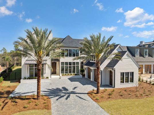 Backyard, Exterior, Facade, French Provincial