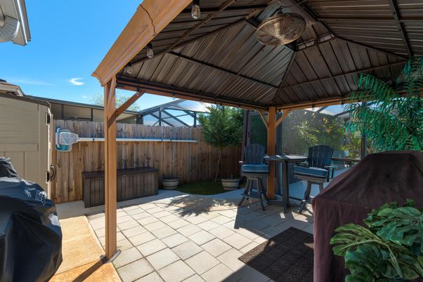 Exterior, Hot Tub