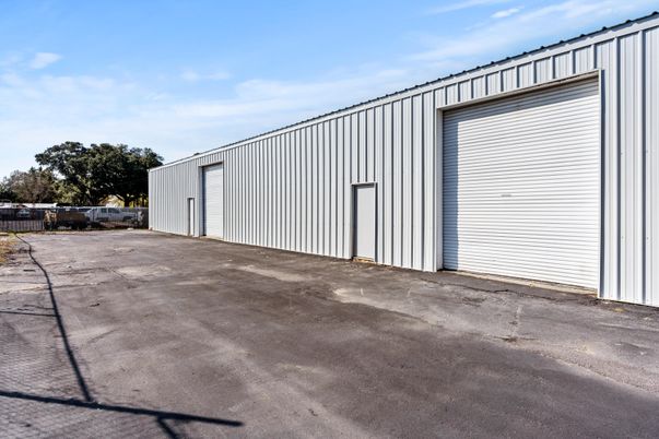 Detached Garage, Exterior