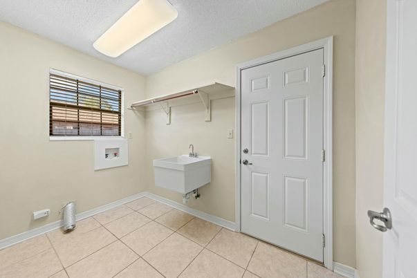 Bathroom, Interior, Walk-in Closets