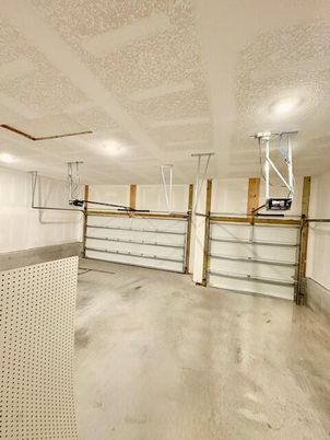 Garage, Interior, Recessed Lighting