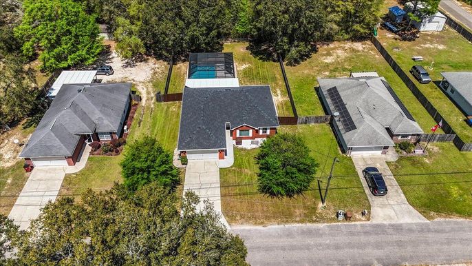 Exterior, Drone