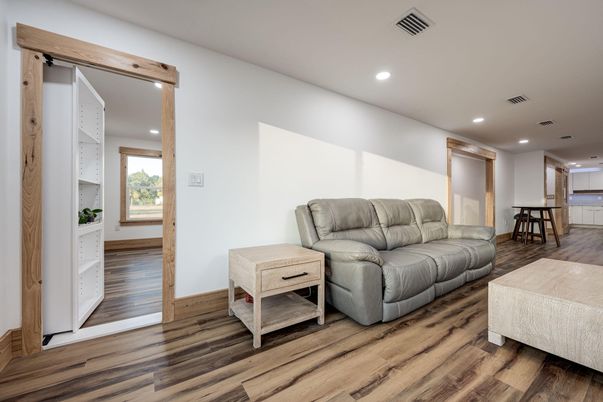 Interior, Recessed Lighting, Wood Texture Flooring