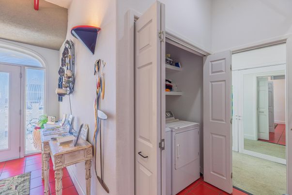 Interior, Washer