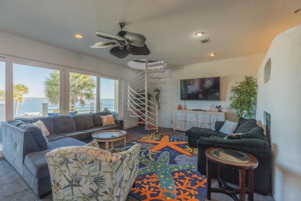 Interior, Living room, Recessed Lighting, Water