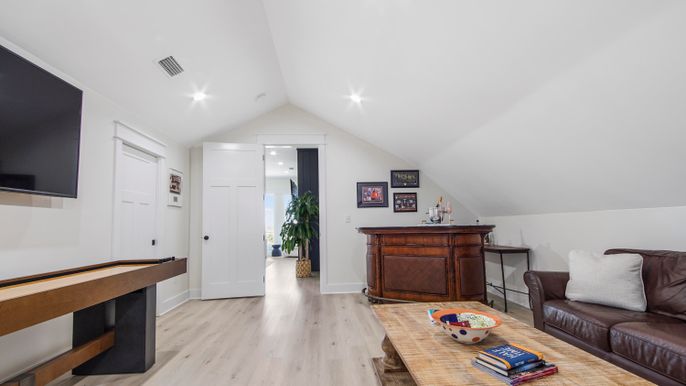 Interior, Recessed Lighting, Wood Texture Flooring