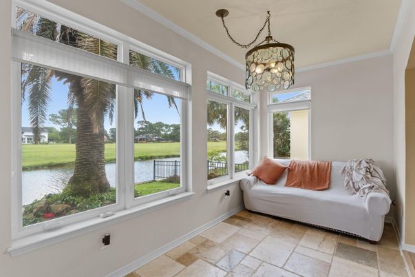 Interior, Pendant Lights, Sun Room, Water