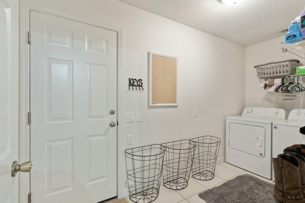 Interior, Washer