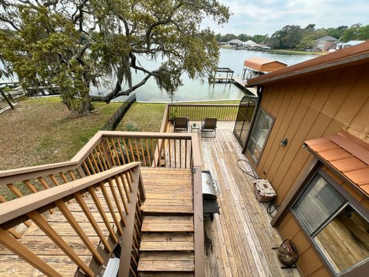 Exterior, Water