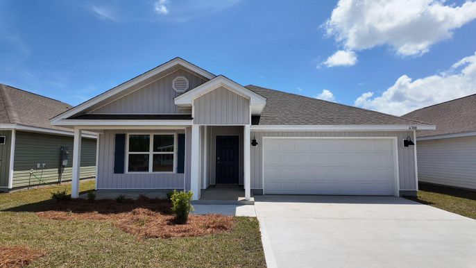 Attached, Exterior, Facade, Ranch