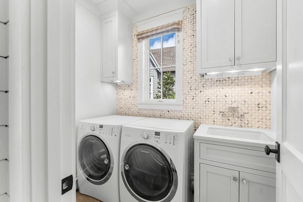 Interior, Washer