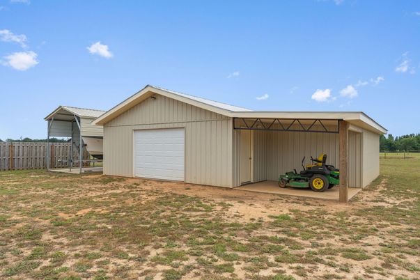 Backyard, Detached Garage, Exterior