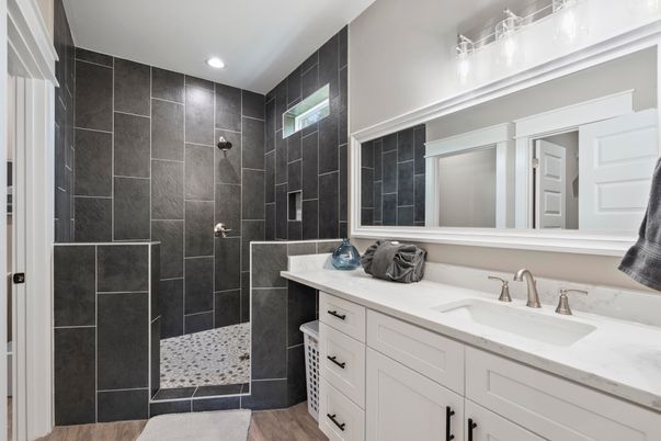 Bathroom, Dual Sink Vanities, Interior, Recessed Lighting
