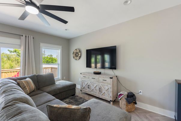 Interior, Living room, Recessed Lighting, Wood Texture Flooring