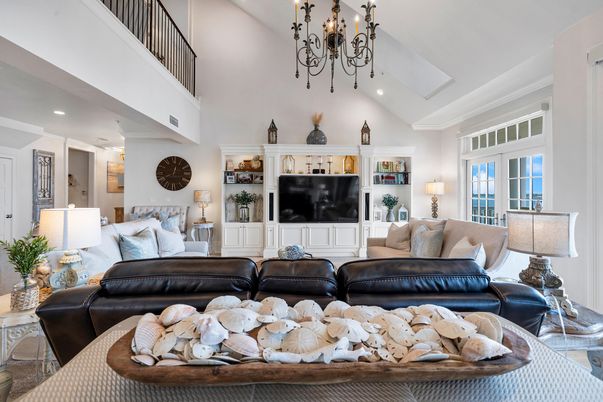 Chandelier, Interior, Living room, Recessed Lighting