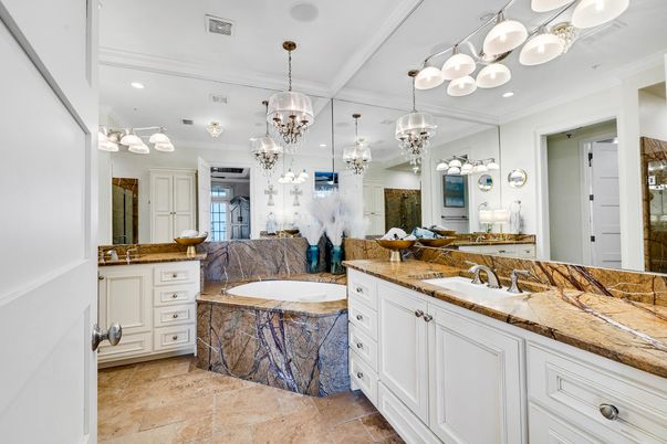 Bathroom, Dual Sink Vanities, Interior, Pendant Lights, Recessed Lighting